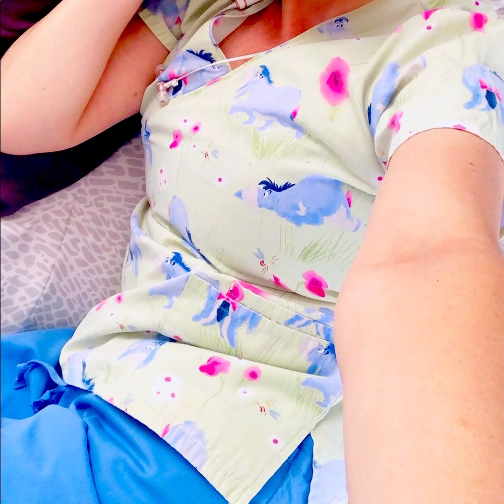 Cute scrub set